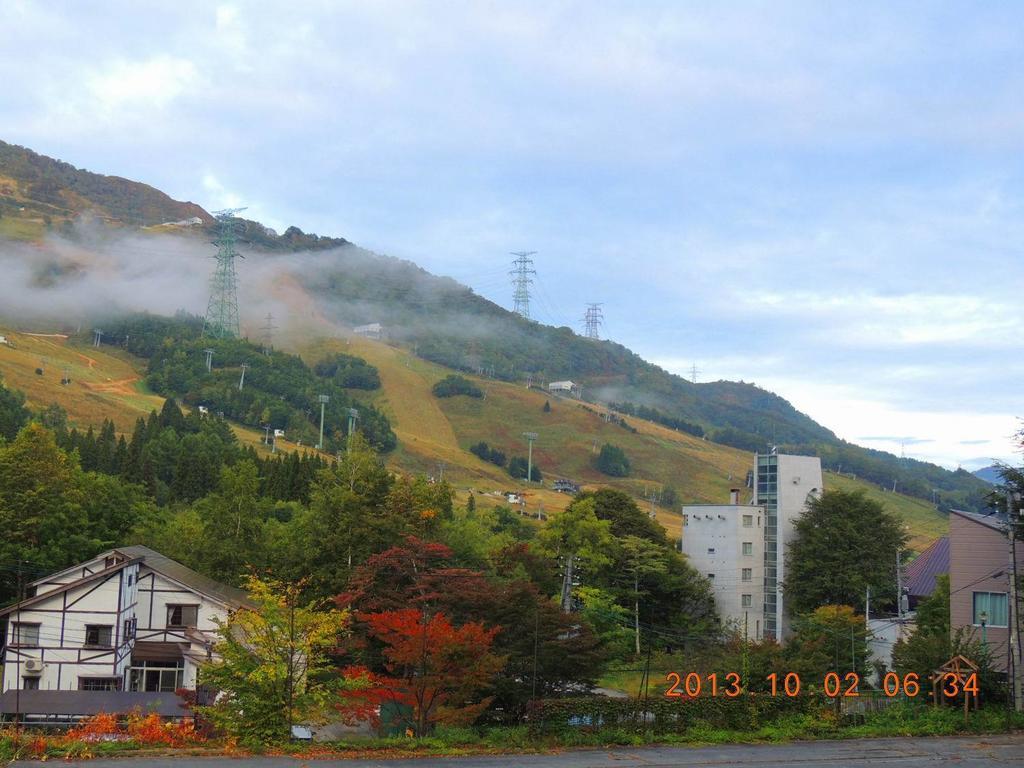 Naeba Lodge Oka Yuzawa  Exterior foto