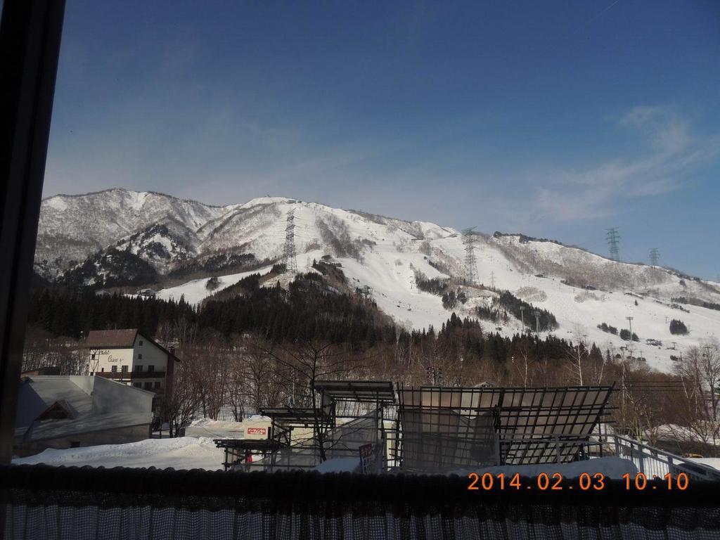 Naeba Lodge Oka Yuzawa  Exterior foto